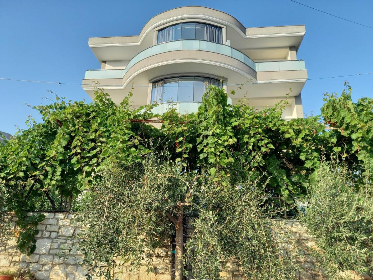 Vila Olserd Shehu Ksamil Exterior photo
