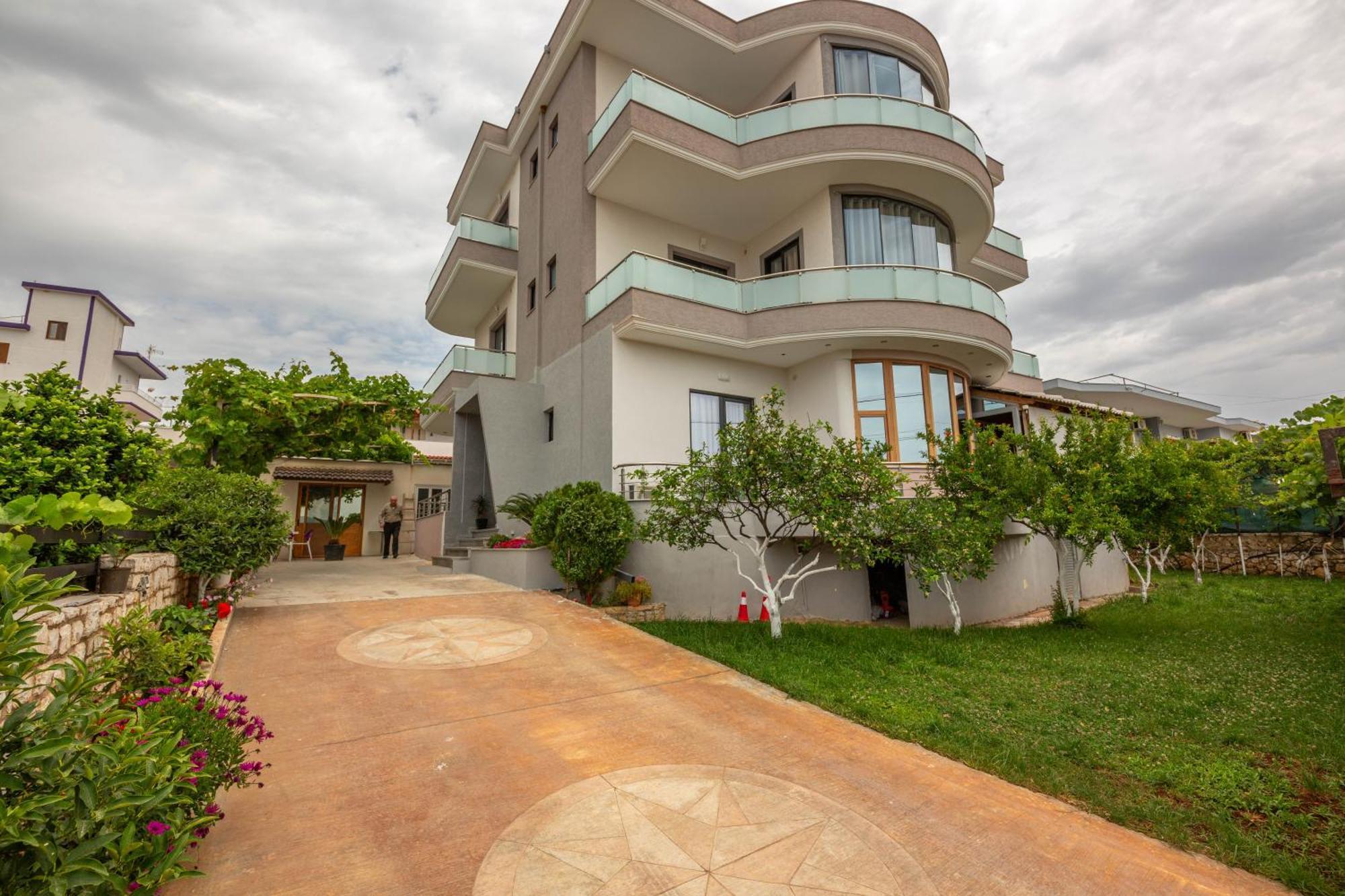Vila Olserd Shehu Ksamil Exterior photo